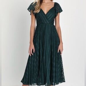 Lulu's Emerald Flutter Sleeve Midi Dress